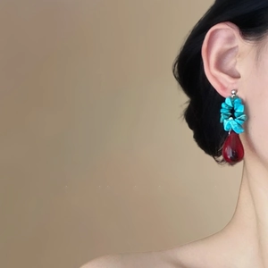 Elegant beaded water drop earrings with turquoise stone and burgundy crystal pendants