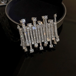 Elegant silver open bangle with luxury rhinestone pavé flower heart design