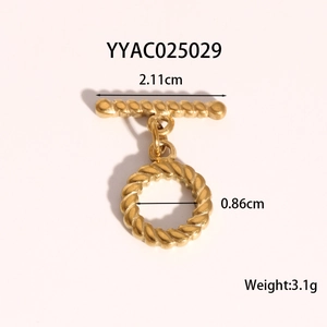 Detailed view of golden stainless steel toggle clasp and ring with dimensions and weight