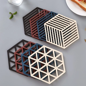 Dessous De Verre Hexagonaux TPE Résistants Chaleur Tapis Casserole Creux Rayés Grille Antidérapant Moderne Cuisine Table Décor