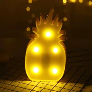 Pineapple shaped LED night light with five warm beads for Christmas table decoration