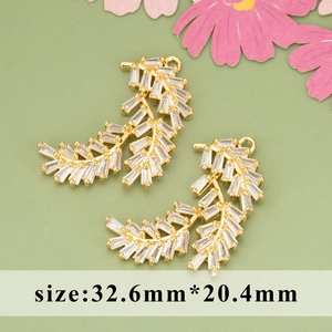 Pendentifs feuilles en or 18k avec cristaux étincelants et fermoir anneau, taille 32,6x20,4mm
