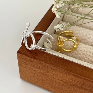 Minimalist S925 sterling silver knotted geometric ring in silver and gold finish