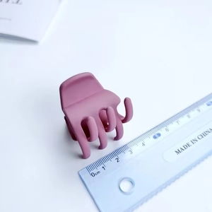 Matte purple 4cm hair claw clip size detail with ruler measurement on white background