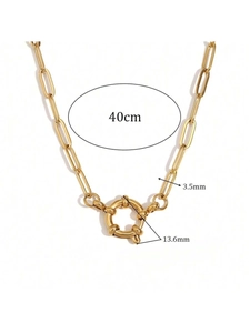 Detail showing 40cm gold stainless steel paperclip necklace dimensions and spring clasp