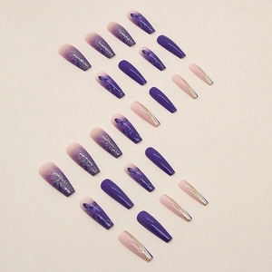 Faux ongles ballerine longs violet pailleté avec motif papillon et style français