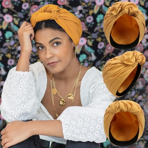 Damen Turban Hut in Gelb mit plissiertem Design und schickem Knoten im Vintage Stil