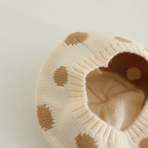 Polka dot knitted beret hat for kids in beige and brown with soft ribbed edge finish