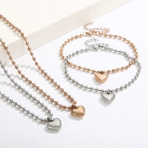 Ensemble collier et bracelet à breloque cœur en acier inoxydable plaqué or 18K