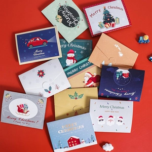 Coffret détaillé de cartes de Noël 3D avec motifs dorés et enveloppes assorties