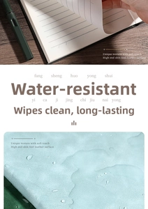 Detail de carnet en cuir souple A5, couverture impermeable et pages lisses pour bureau.