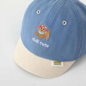 Toddler cotton baseball cap with cute bear embroidery and stylish two-tone color design