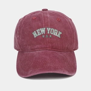 Retro washed burgundy baseball cap with New York embroidery in a vintage American style