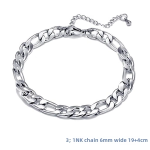Détail du bracelet à mailles Figaro de 6mm en argent avec une longueur réglable