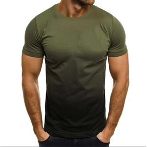 Men's slim-fit round neck short sleeve T-shirt with olive green to black gradient design