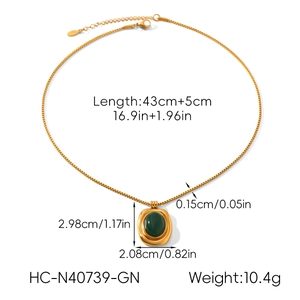 Detailed dimensions and weight of gold necklace with green semi-precious stone pendant
