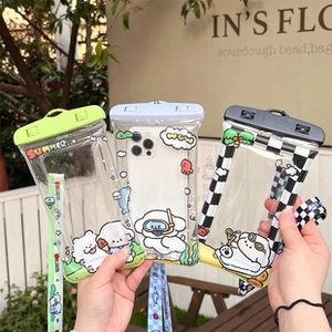 Trois pochettes étanches pour téléphone avec motifs de dessins animés et cordons de cou