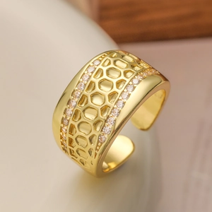 Honeycomb Geometric Cutout Open Ring Copper 18K Gold Plated Zircon Wide Band Fashion Jewelry For Women Adjustable