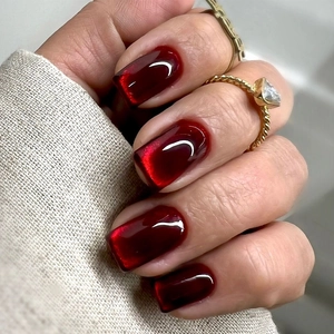 Press On Nails Short Square Dark Red Cat Eye False Nails Glossy Finished Nail Art For Women Manicure Elegant French Style