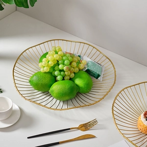 Nordic minimalist gold wire iron fruit basket for modern living room table decor