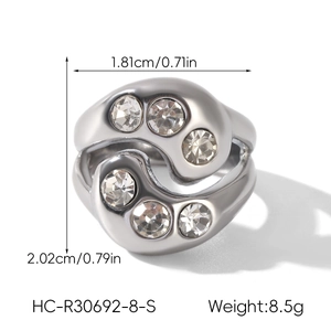 Detail showing dimensions of teardrop 18k gold plated ring with cubic zirconia stones