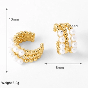 Detailed view of gold-plated triple-layer C-shape ear cuff with pearls and dimensions