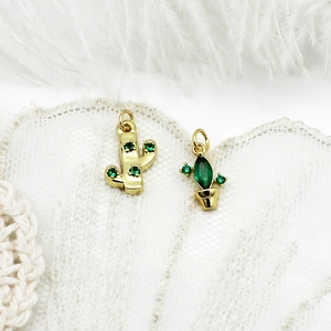 18K gold plated cactus pendants with green zircon stones for summer jewelry making