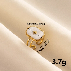 Detailed view of gold octagram ring with size 1.9x1.7cm and weight 3.7g specifications