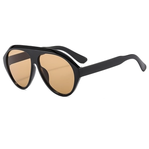 Fashion oversized aviator sunglasses with black frames and vintage amber lenses