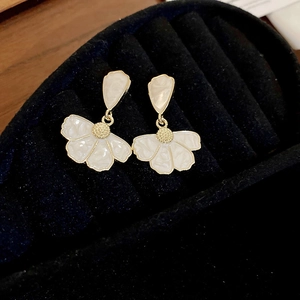 Flower Petal Drop Earrings With Silver Earring Post Alloy Enamel Sweet Elegant French Style For Women