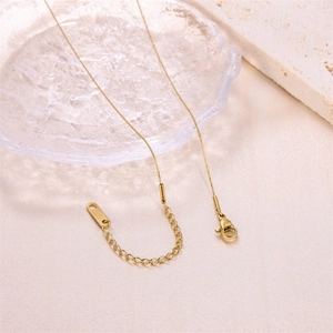Collier perle en acier inoxydable doré avec fermoir mousqueton et chaîne d'extension