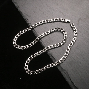 Collana a catena cubana in acciaio inossidabile argento con chiusura a scatola