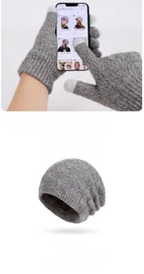 Ensemble d'hiver comprenant gants tactiles et bonnet doublé en polaire pour rester au chaud