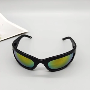 Close-up of MOD8401 sports sunglasses showing black frame and colorful mirror lenses