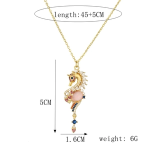Detailed view of seahorse pendant showing size 5x1.6cm and weight 6g dimensions