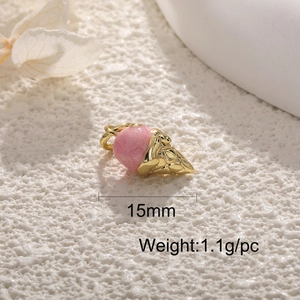 Dettaglio del ciondolo gelato rosa con dimensioni 15mm e specifica di peso di 1,1g per pezzo