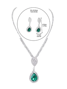 Detailed size specifications for emerald necklace and teardrop earrings set