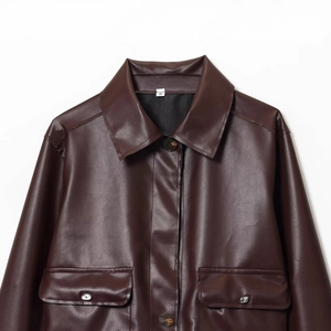 Veste courte en similicuir marron foncé pour femme avec col à revers et deux poches