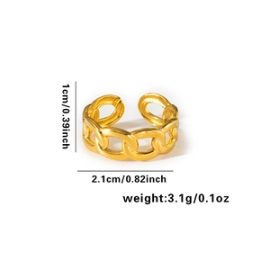 Detailed view of golden Cuban chain link ring with precise size and weight measurements