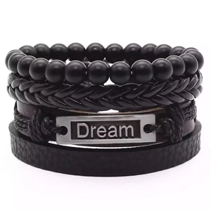 Ensemble de 4 bracelets pour homme en cuir noir et perles avec plaque argentée Dream