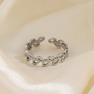 Adjustable leaf pattern stainless steel open ring with silver brushed finish for women