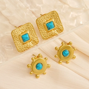 Boucles d'oreilles vintage en or et turquoise avec motifs carrés et soleil sur soie