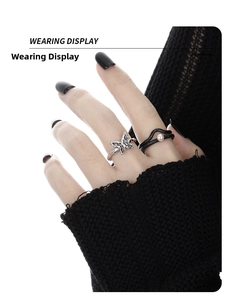 Wearing display of S925 sterling silver butterfly and pearl double ring set