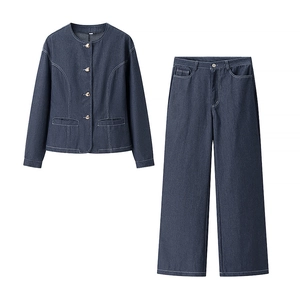 Ensemble en jean bleu foncé vintage avec veste sans col et pantalon large