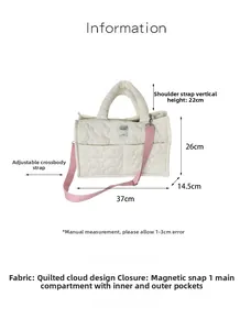 Dettagli borsa trapuntata a nuvola con dimensioni 37x26x14,5cm e tracolla rosa