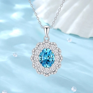 Classic oval blue aquamarine pendant necklace with shimmering zircon halo in S925 silver