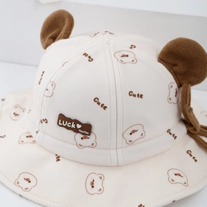 Mignon chapeau de soleil bébé crème avec oreilles d'ours et motif ours pour enfants