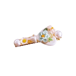 Korean sweet heart floral hair clip with blue flowers, pearls and crystals