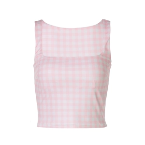 Détail du crop top à carreaux rose et blanc avec encolure carrée et coutures propres