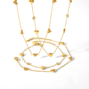 Collier cœur minimaliste en acier inoxydable plaqué or 18k avec pierre de zircon